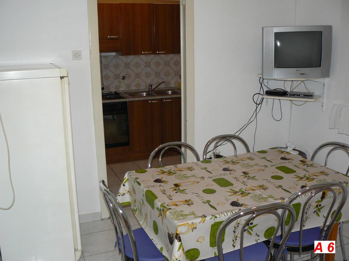 Apartmani David Pula Ngoại thất bức ảnh
